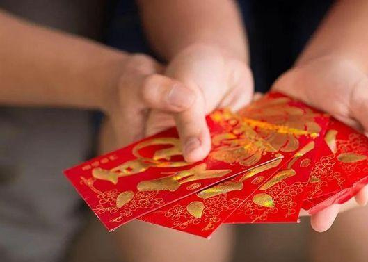 關(guān)懷員工父母，為員工父母設(shè)置關(guān)懷金制度